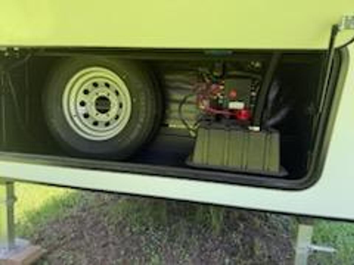 Used 2024 Keystone Cougar Sport 2400RE