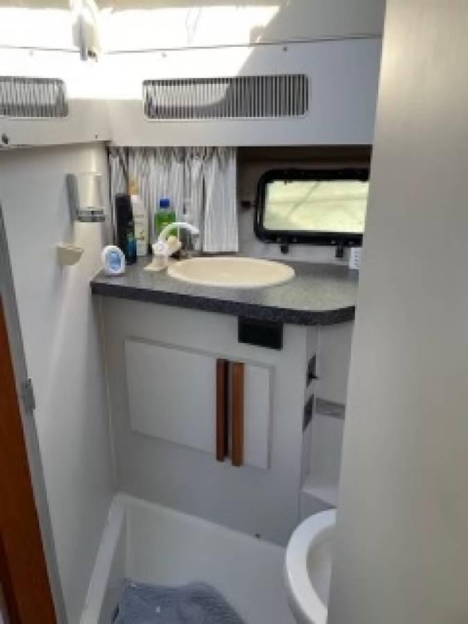 Used 1989 Cruisers Esprit 3370