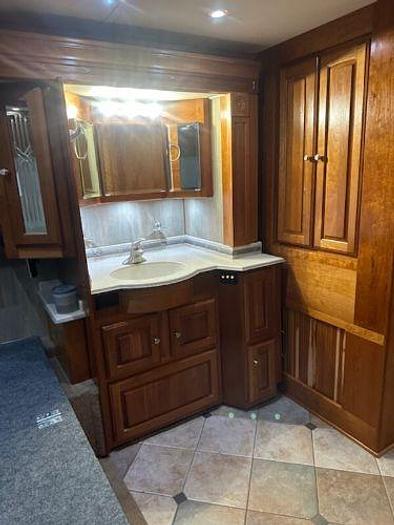 Used 2005 Holiday Rambler Navigator 45PBT