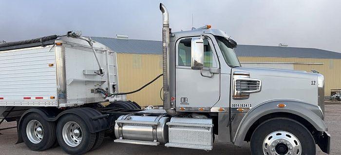 Used 2012 Freightliner Coronado 122 SD