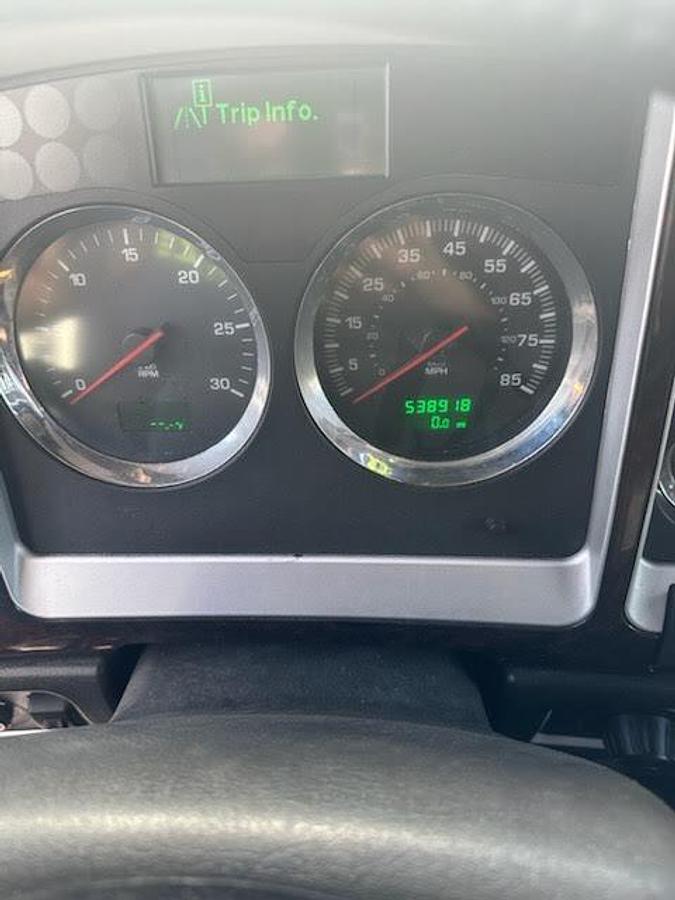 Used 2017 Kenworth W900