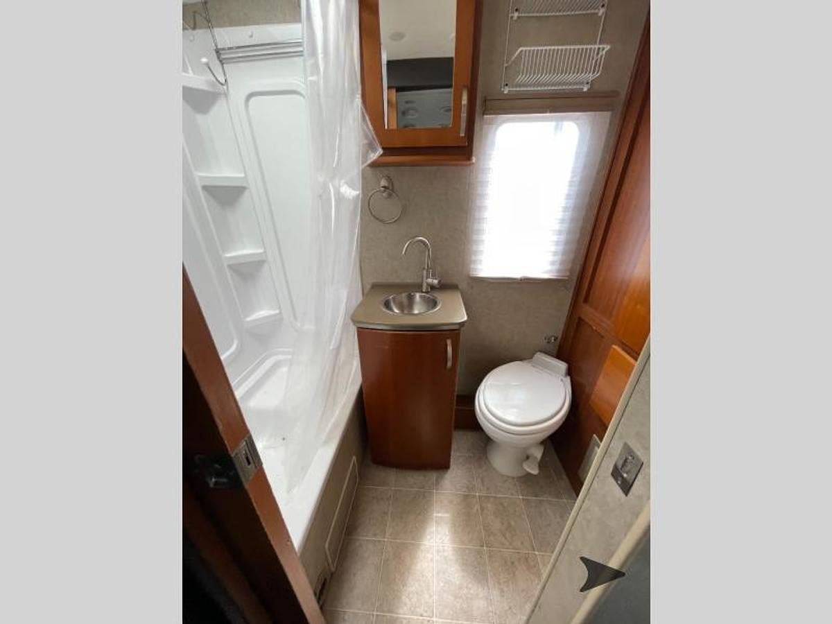 Used 2008 Fleetwood RV Icon 24A Class C Motorhome