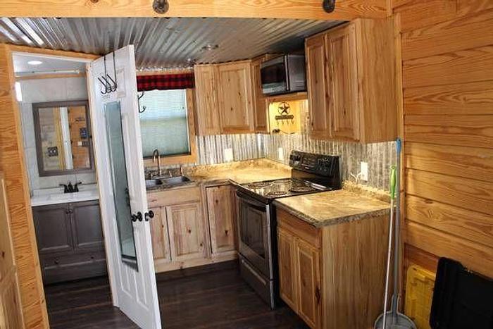 Used 2018 Tiny-Home Portable