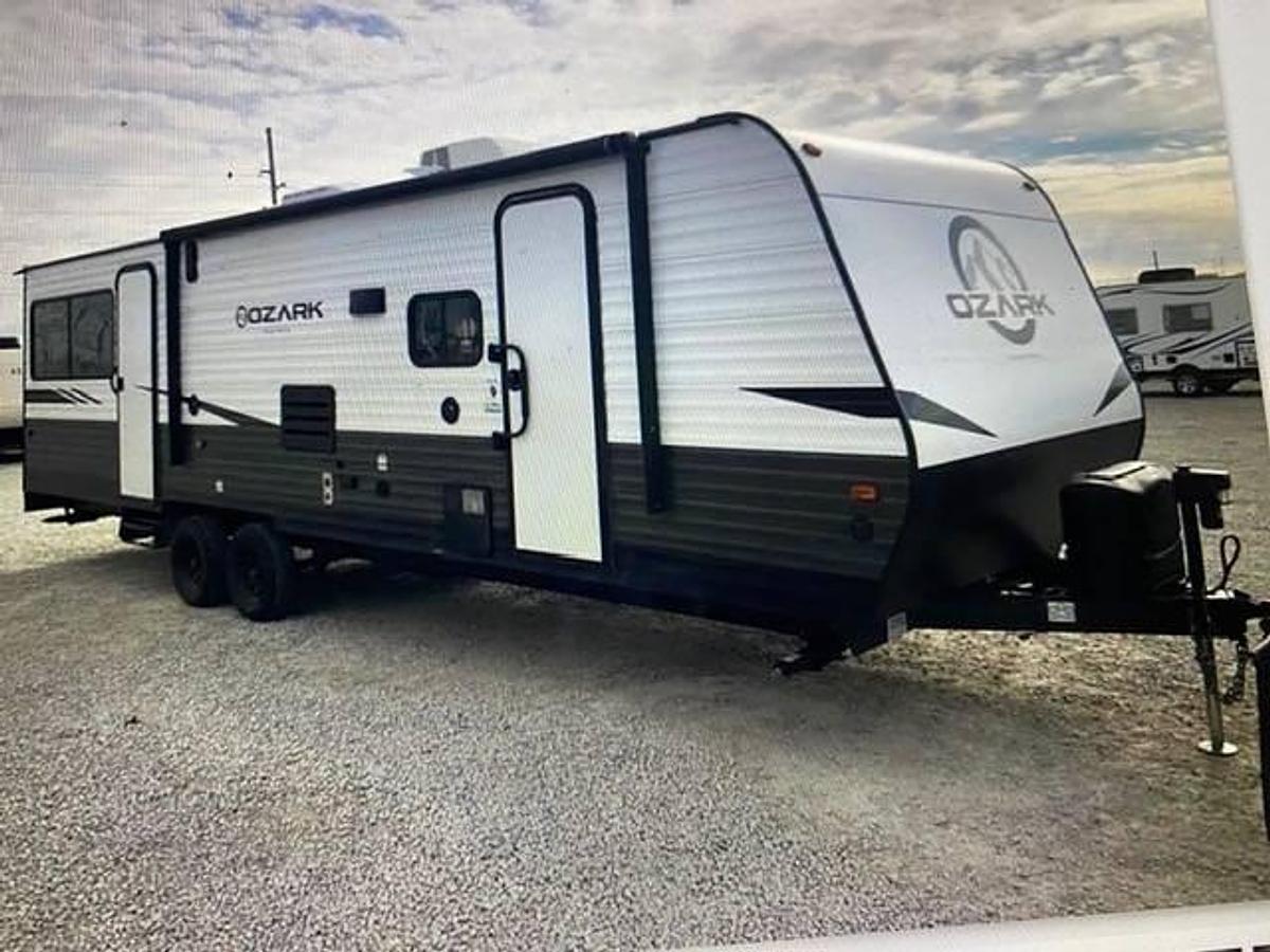 Used 2021 Forest River Ozark Ascent M-2700 THX Toy Hauler