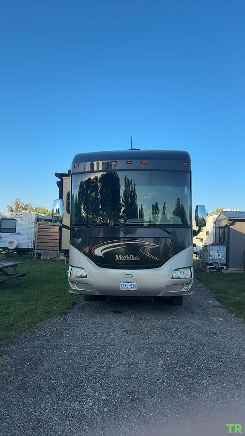 Used 2011 Itasca Meridian 40U