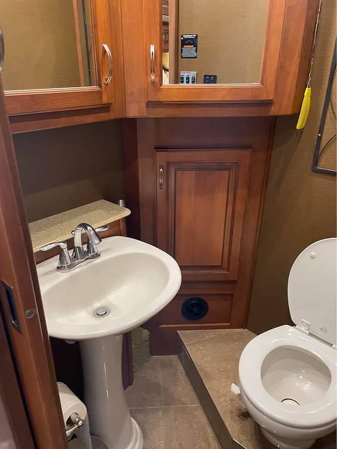 Used 2012 Fleetwood Discovery 42M Class A Motorhome