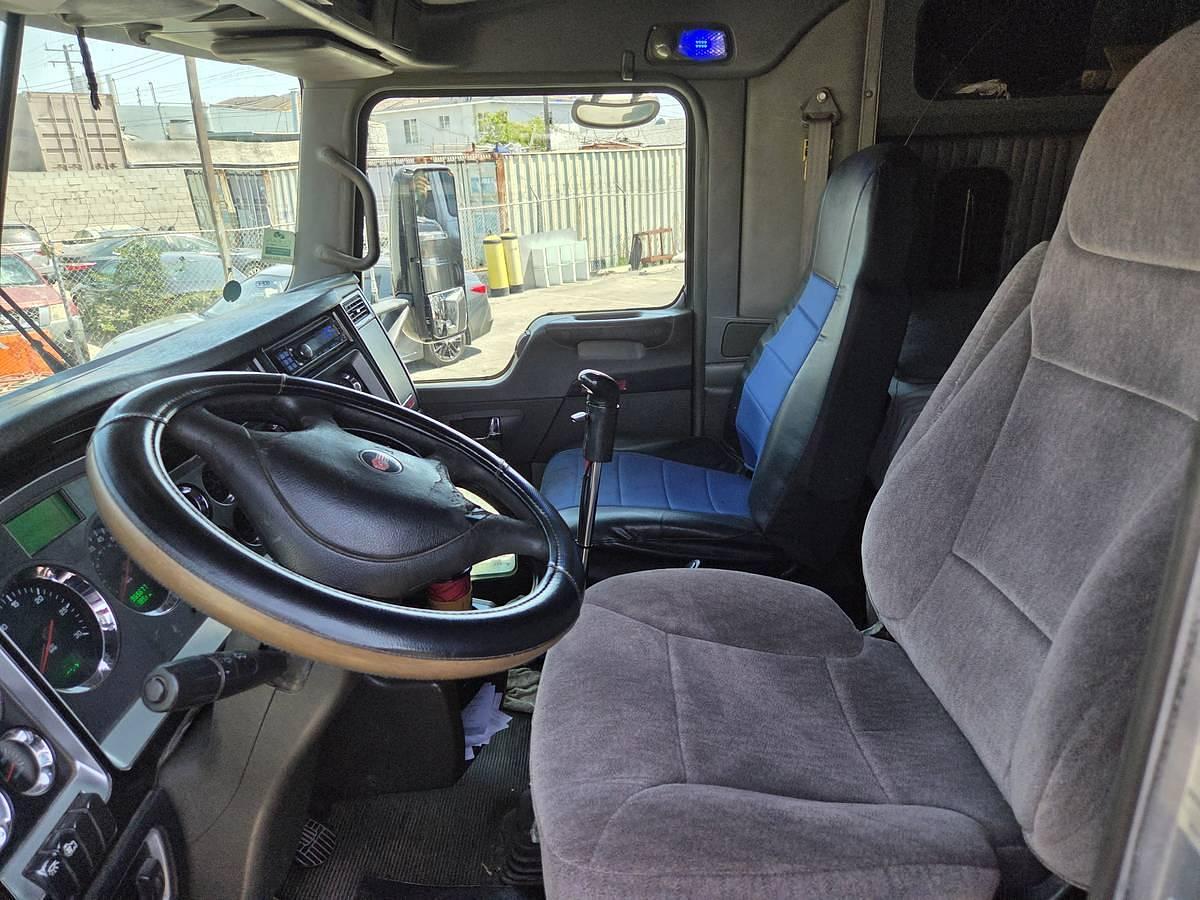 Used 2009 Kenworth T800 Dump Truck – 2018 LSX Swap