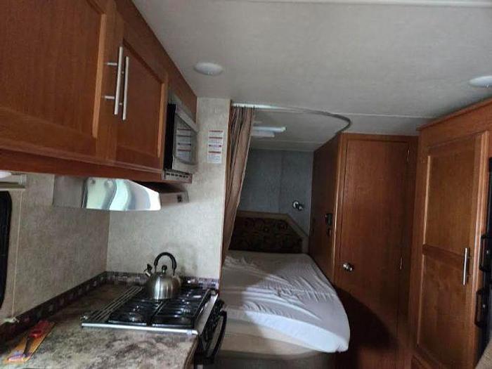 Used 2016 Adventurer Class C Motorhome