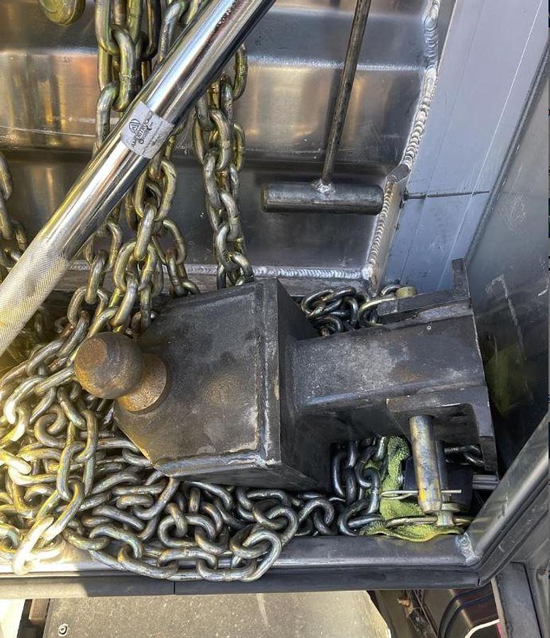 Used 2019 FREIGHTLINER CASCADIA 126