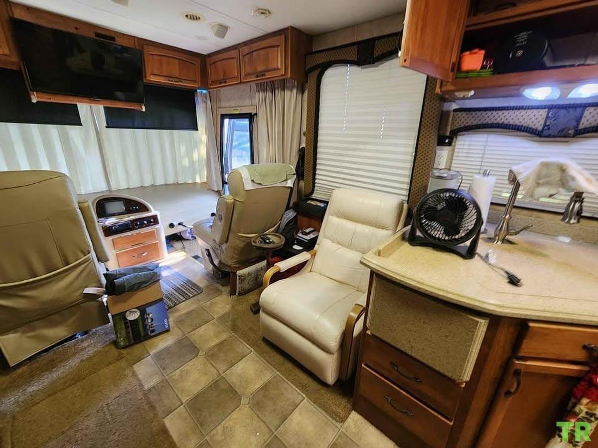 Used 2008 Holiday Rambler Vacationer XL 34PDD Cummins Diesel Pre-DEF 57K Miles