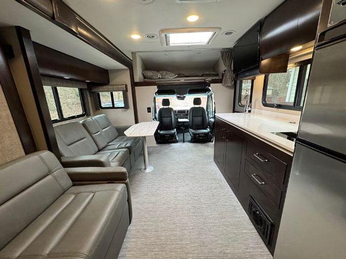 Used 2022 Renegade Vienna 25RMC