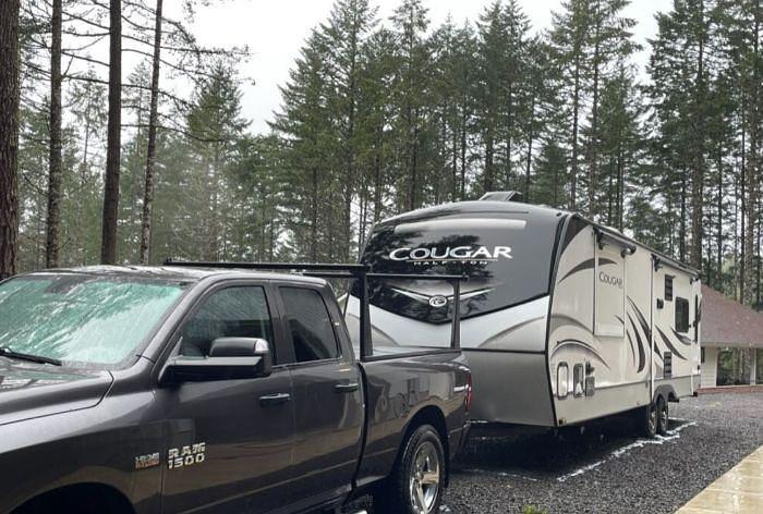 Used 2021 Keystone Cougar 29RLKWE