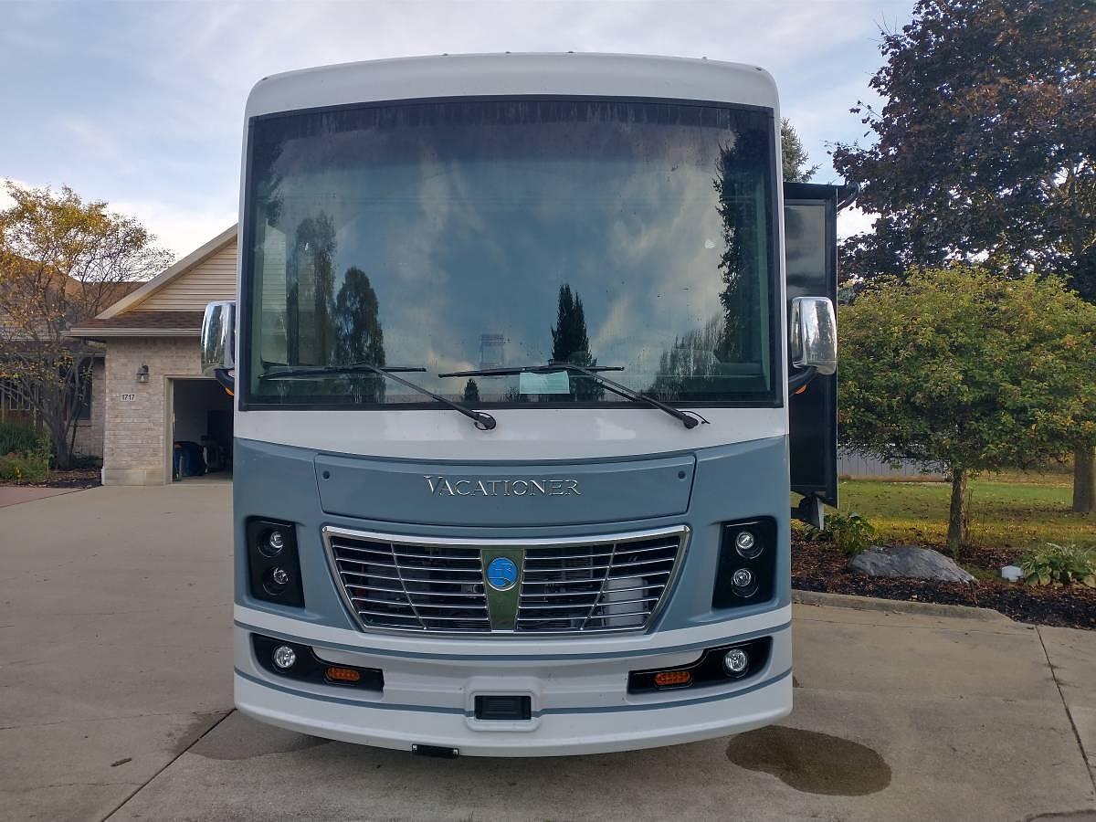 Used 2025 Holiday Rambler Vacationer 33C Class A Motorhome