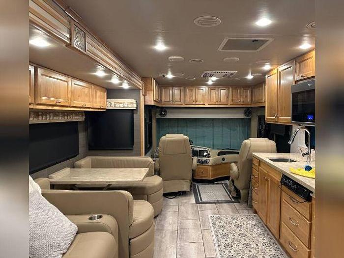 Used 2021 Tiffin Allegro Red 38LL