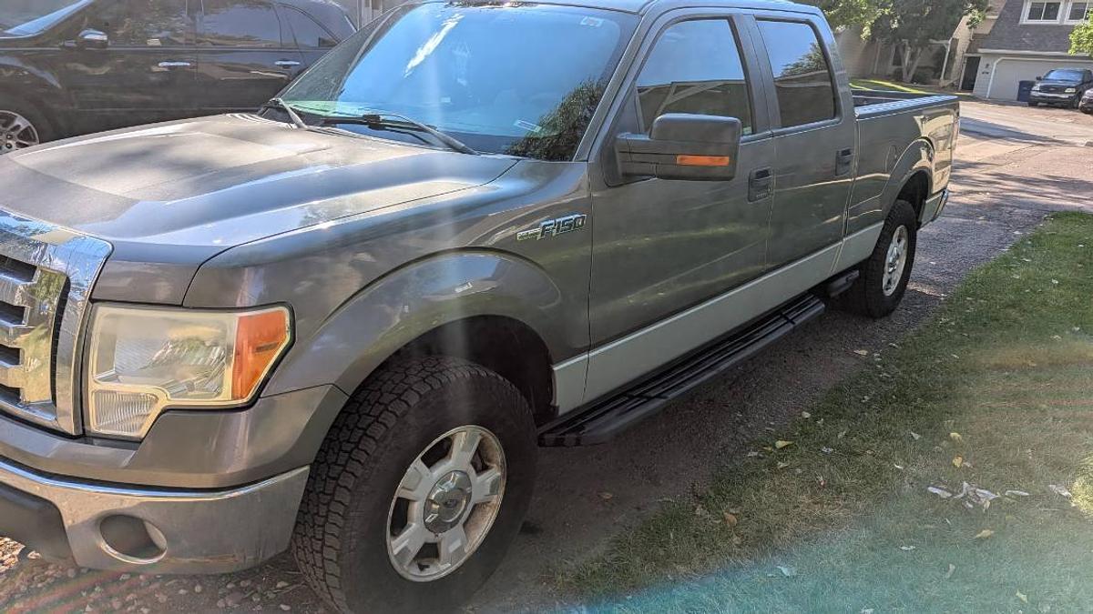 Used 2009 Ford F-150 XLT SuperCrew 4WD