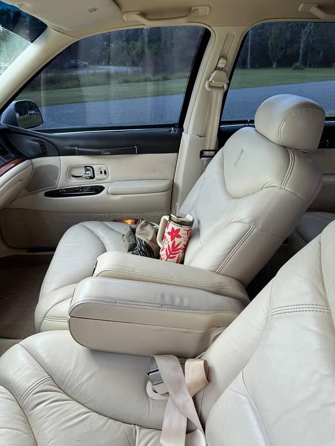 Used 1996 Lincoln Town Cartier