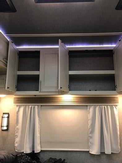 Used 2021 Luxe Gold 380GFB 5th Wheel