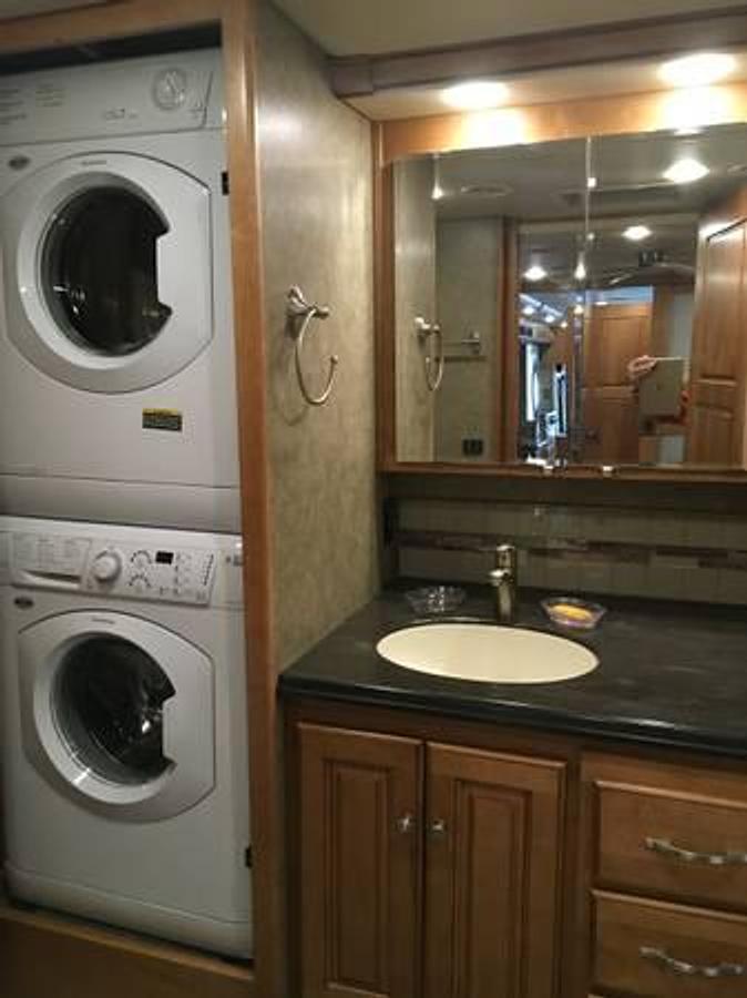 Used 2016 Winnebago Journey 40R Diesel Pusher