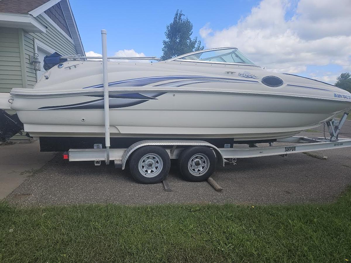 Used 2000 Sea Ray Sundeck 240