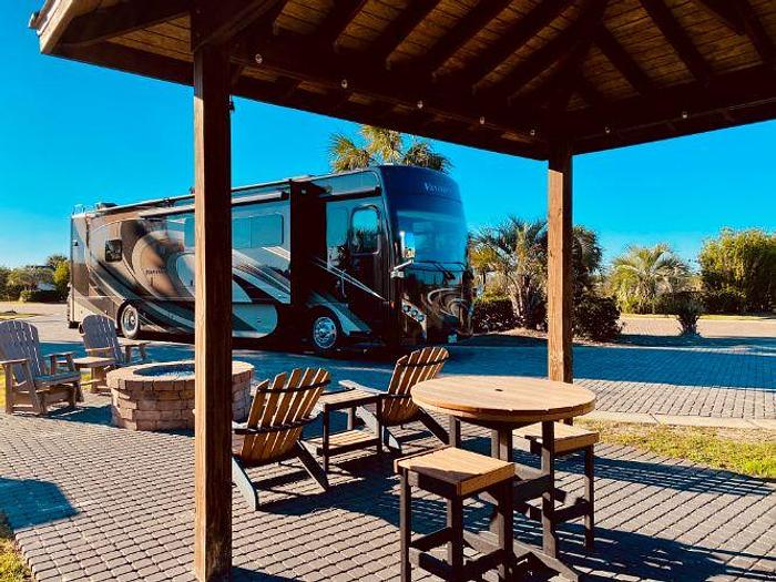 Used 2019 Thor Venetian J40