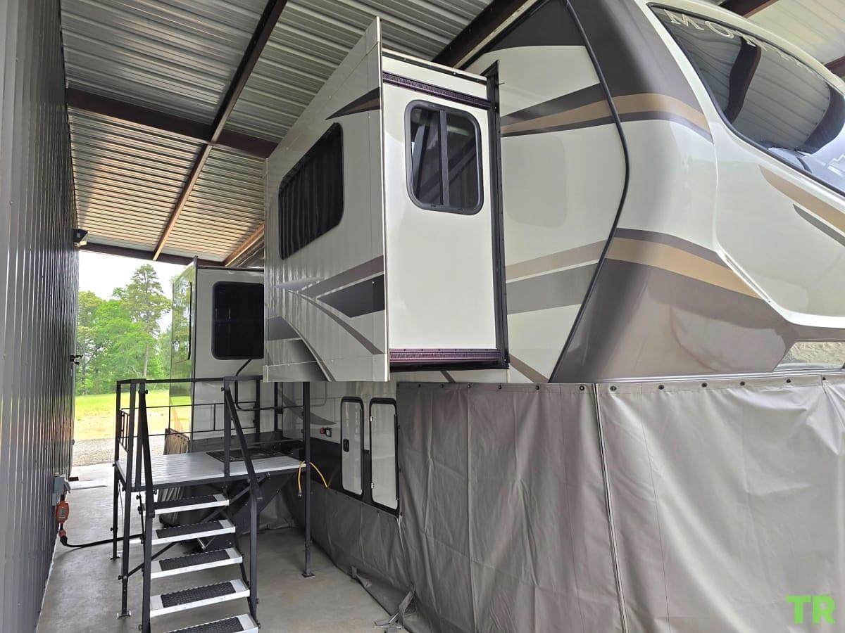 Used 2020 Keystone Montana 3760FL Fifth Wheel