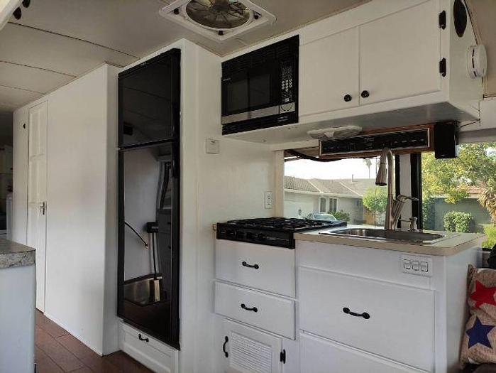 Used 1979 MCI RV Conversion