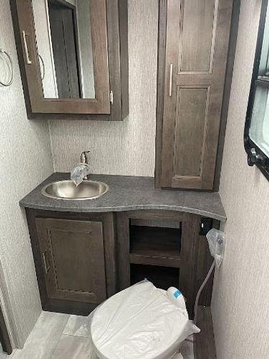 Used 2021 Coachmen Sportscoach SRS 376ES