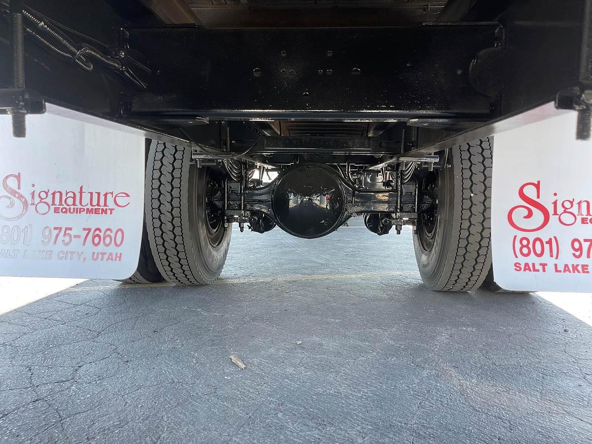 Used 2016 Peterbilt 330 Box Truck