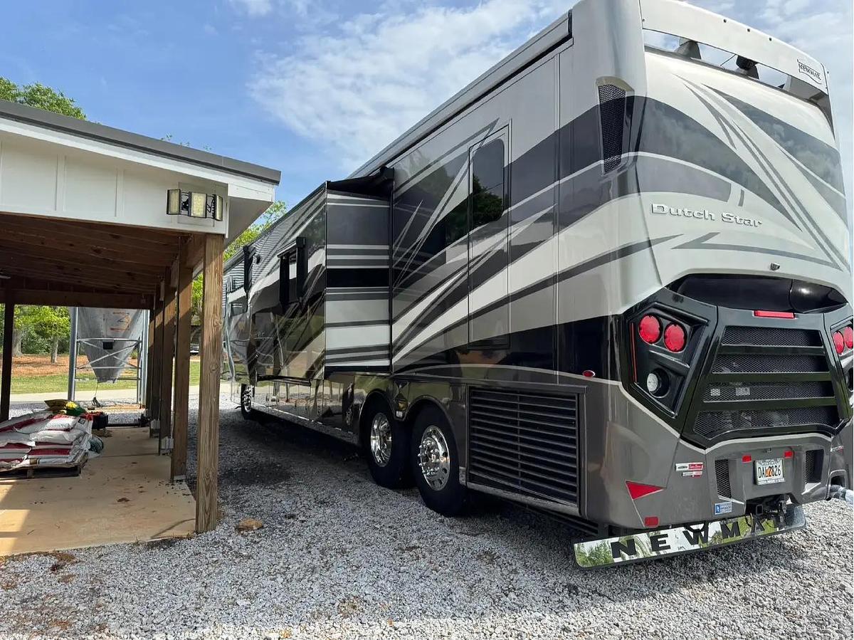 Used 2021 Newmar Dutch Star 4369