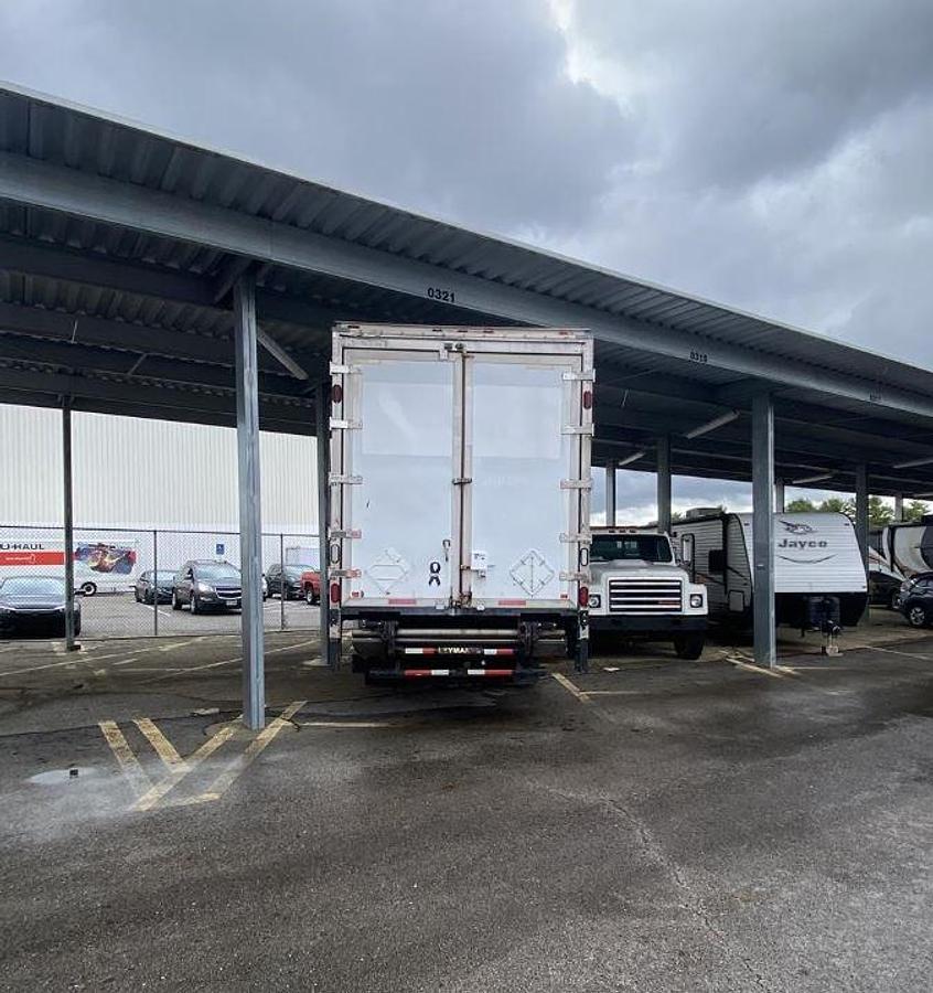 Used 2014 FREIGHTLINER CASCADIA 113