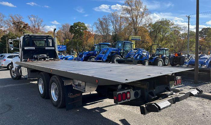Used 2013 Peterbilt 348 Heavy Rollback