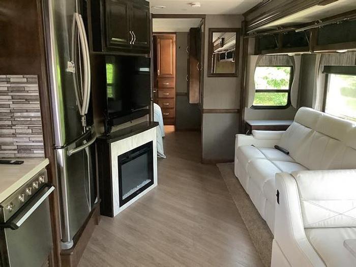 Used 2021 Fleetwood Bounder 35K