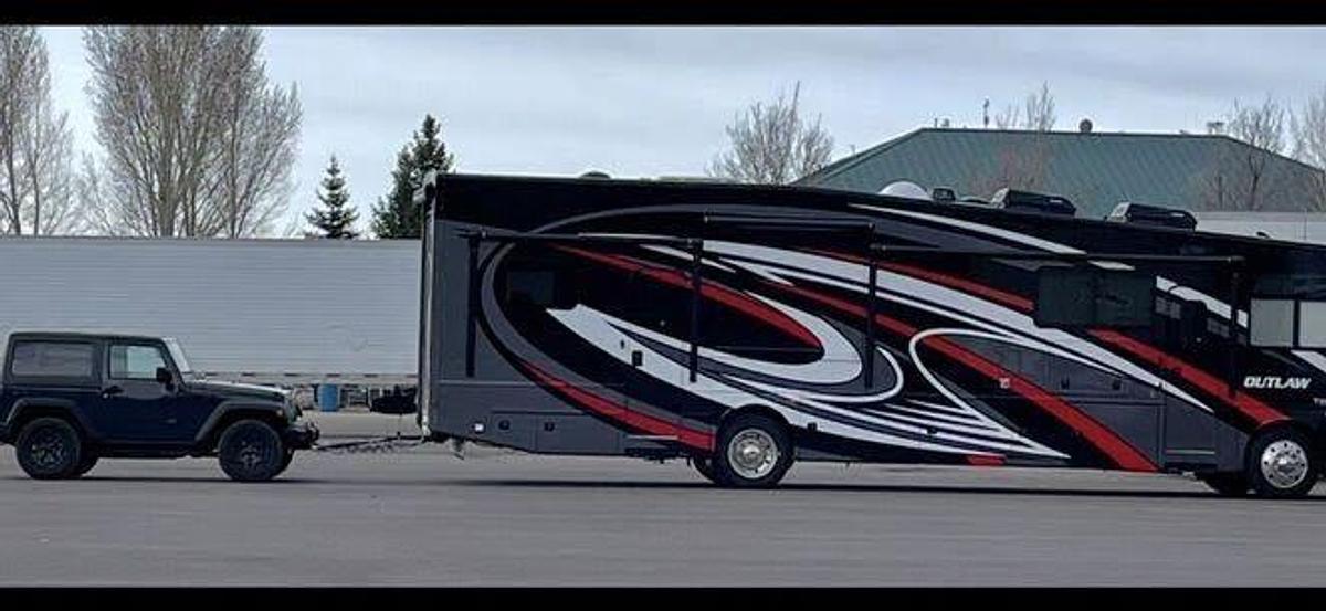 Used 2022 Thor Motor Coach Outlaw 38MB Class A Toy Hauler