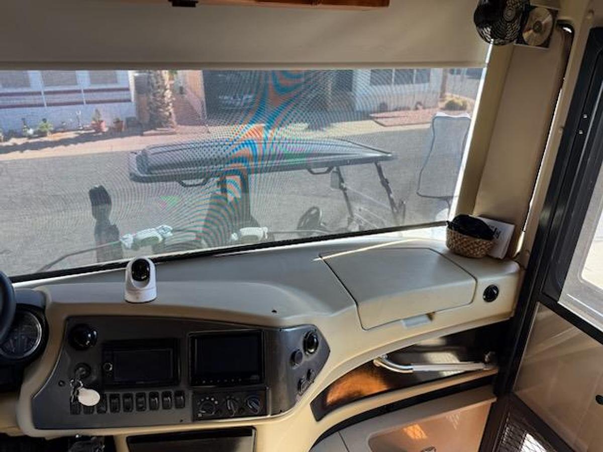 Used 2015  Tiffin Motorhomes Phaeton 42LH Class A Motorhome