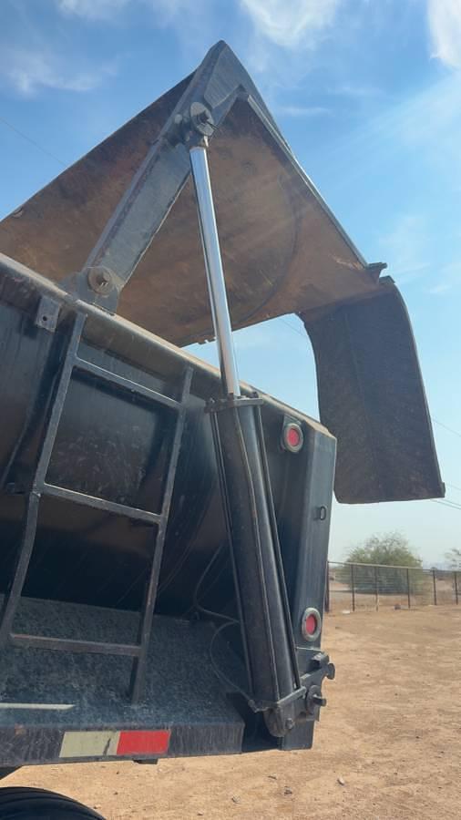 Used 2000 Spencer End Dump