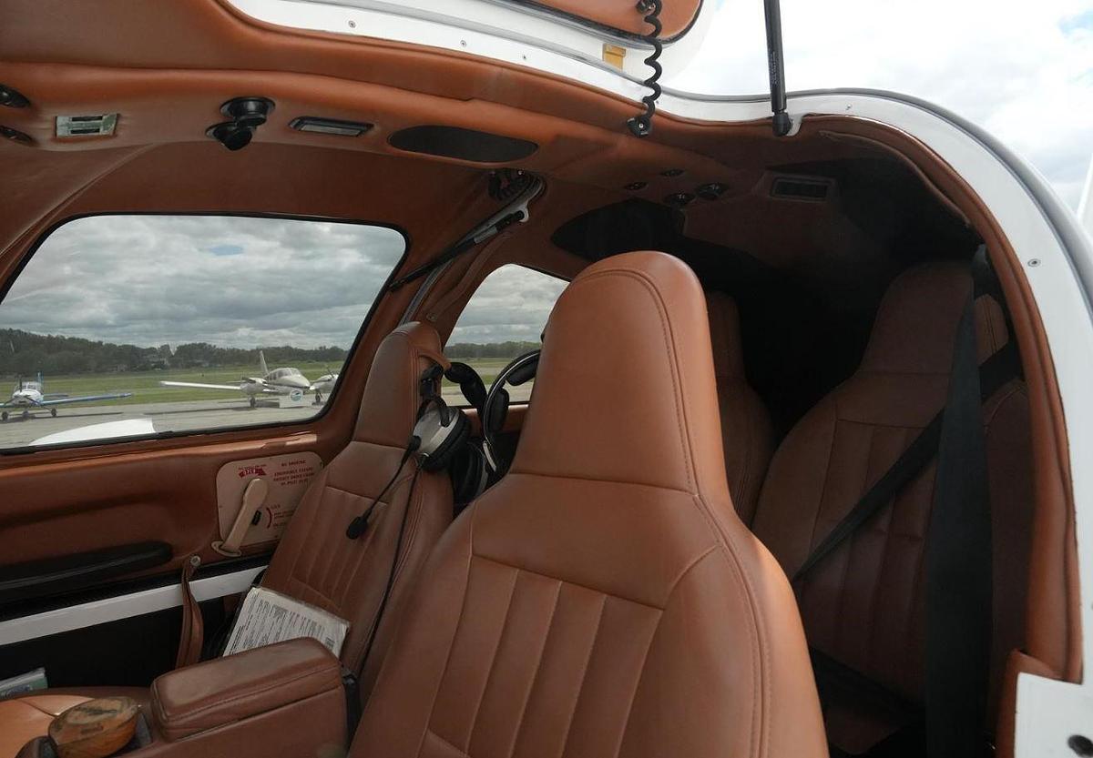 Used 2003 COLUMBIA 350