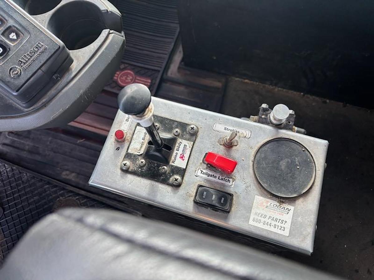 Used 2020 Kenworth T880