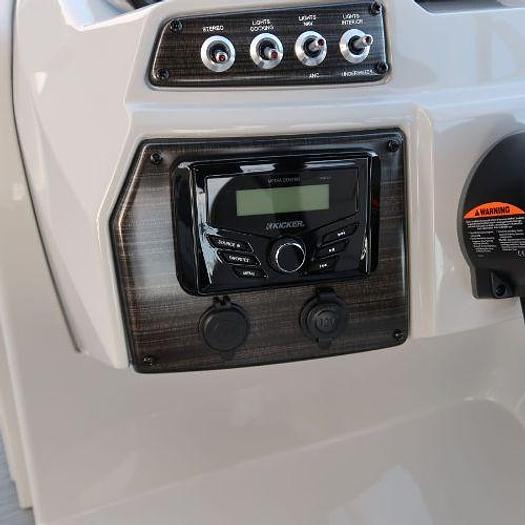 Used 2024 Lowe SF214 Pontoon