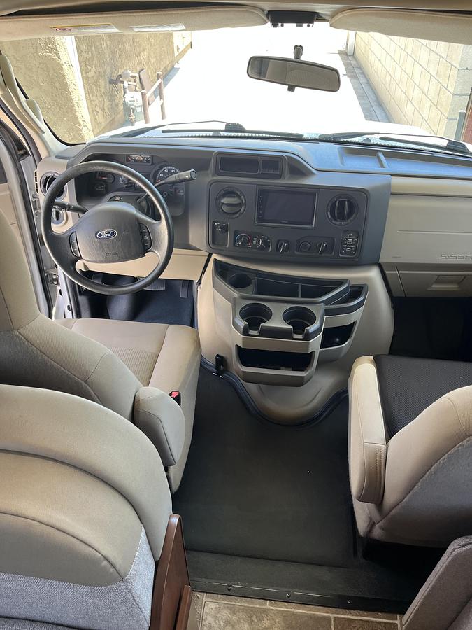 Used 2016 Thor Motor Coach Freedom Elite Class C Motorhome