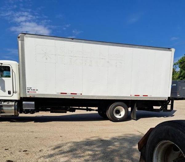 Used 2014 Peterbilt 337 Box Truck