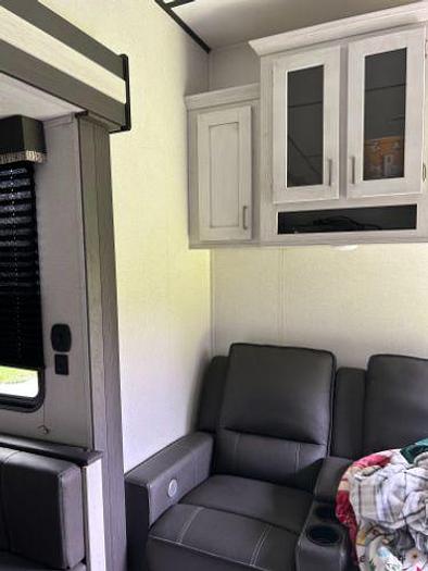 Used 2022 Keystone Sprinter 31TB