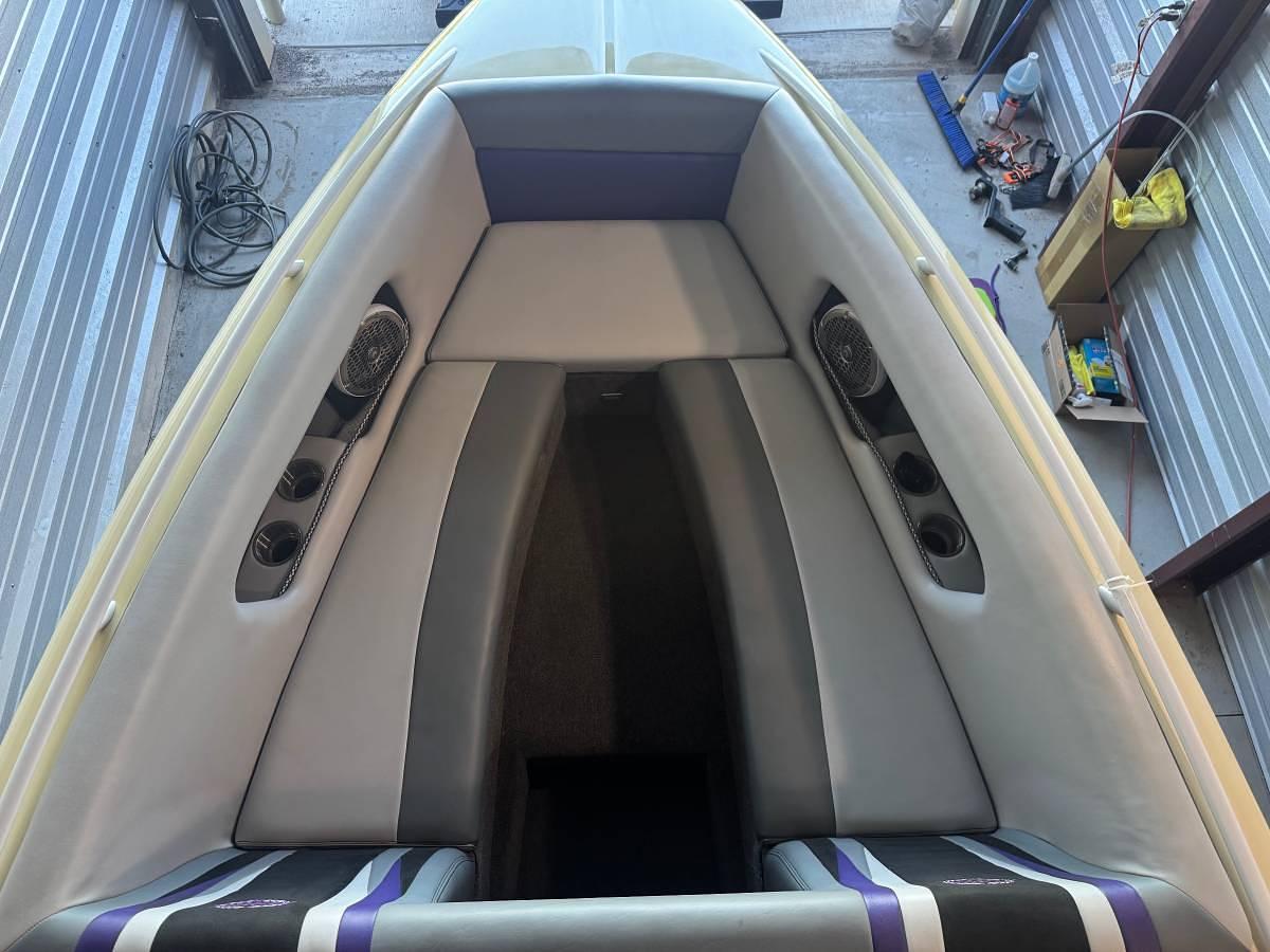 Used 2000 Magic 29 Wizard Performance Boat