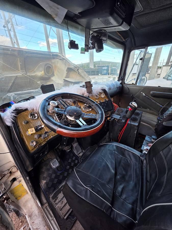 Used 1989 Ford L9000