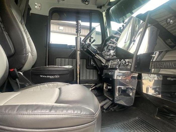 Used 1999 Kenworth W900L