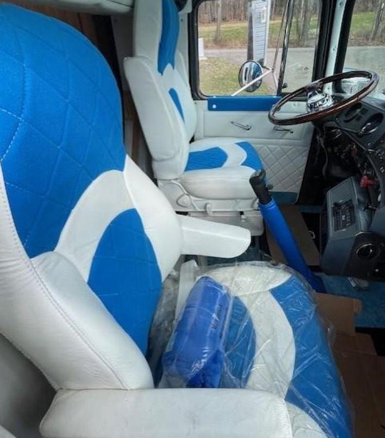 Used 1989 Mack Superliner RW713