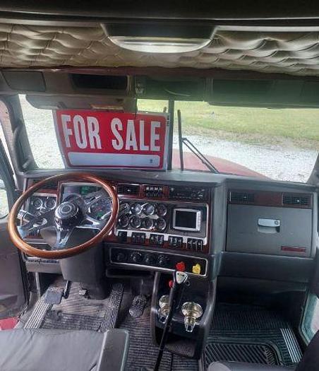 Used 2009 KENWORTH T660