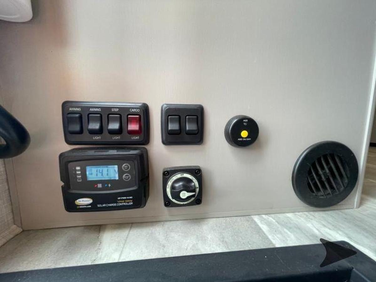 Used 2024 Thor Motor Coach Quantum KW29