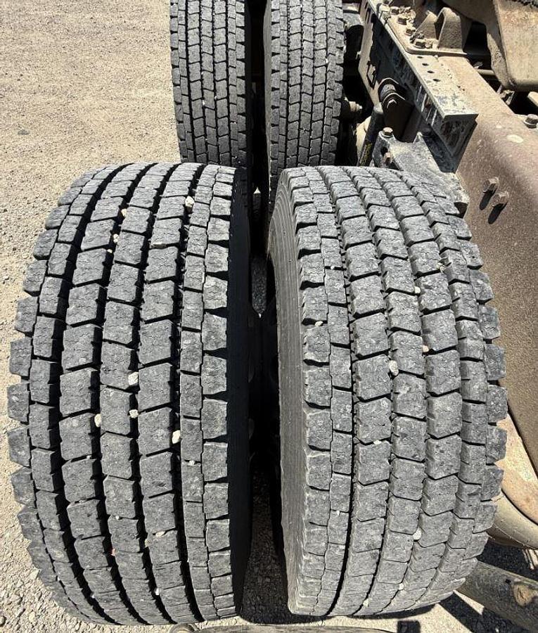 Used 2005 KENWORTH T800