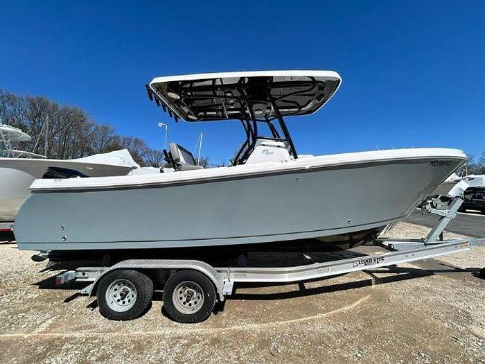 Used 2020 Proline Sportsman Center Console