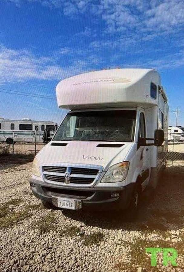 Used 2007 Winnebago View 23H Class C Motorhome